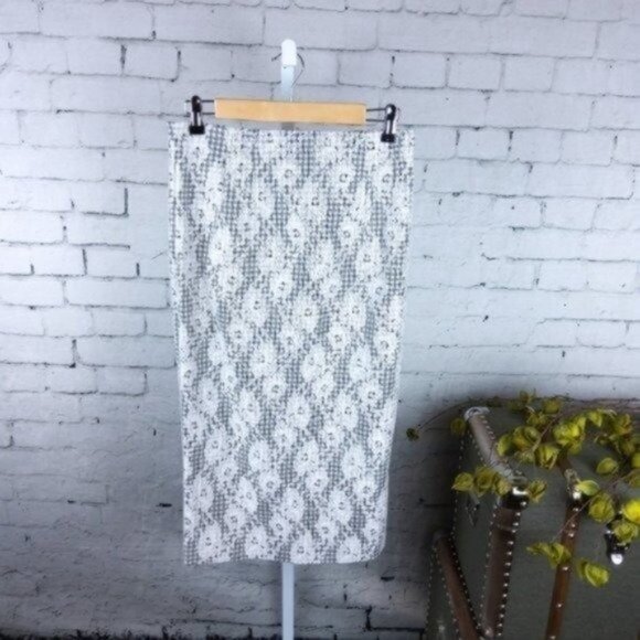 Veronica Beard Gray and White Pencil Skirt - Picture 10 of 10